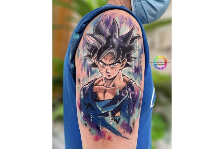 La tatuadora acuarela que no deja indiferente, Laura Caselles