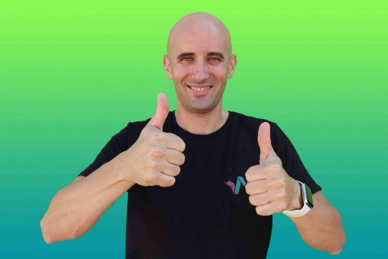 Para aprender trading desde zero, se puede optar por los diferentes cursos de la academia Víctor Gómez