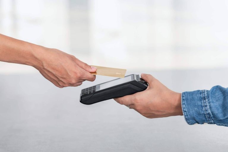 Dual Asociados asesora en la reclamación de créditos y tarjetas revolving