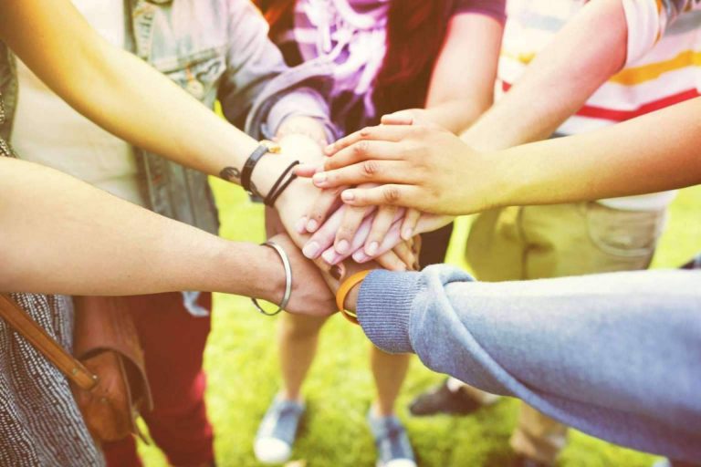 Trabajar en sectores educativos, asistenciales o de RRHH es posible estudiando FP Superior en Integración Social