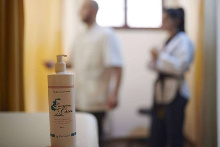 La crema natural de Esencia de la Cruz y sus diferentes usos