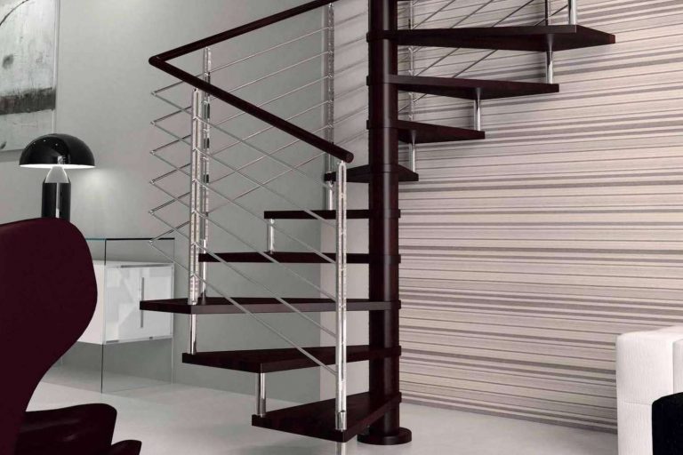¿Qué hay que tener en cuenta antes de comprar una escalera?, por Enesca