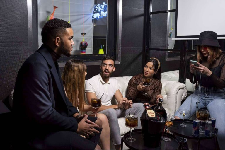Empezar la noche madrileña en Espit Chupitos Madrid