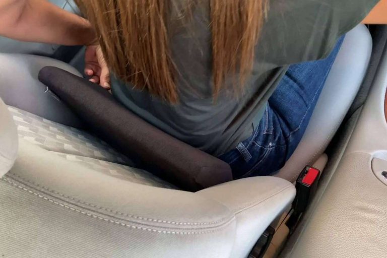 Mejorar la postura y aliviar la fatiga al conducir con Actineck LumbCar