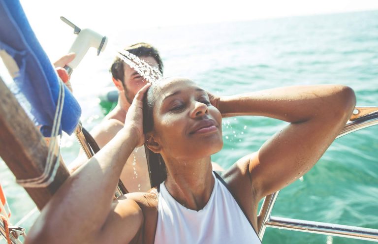 ForBoat.eu dispone de boat showers para todos los modelos de embarcación