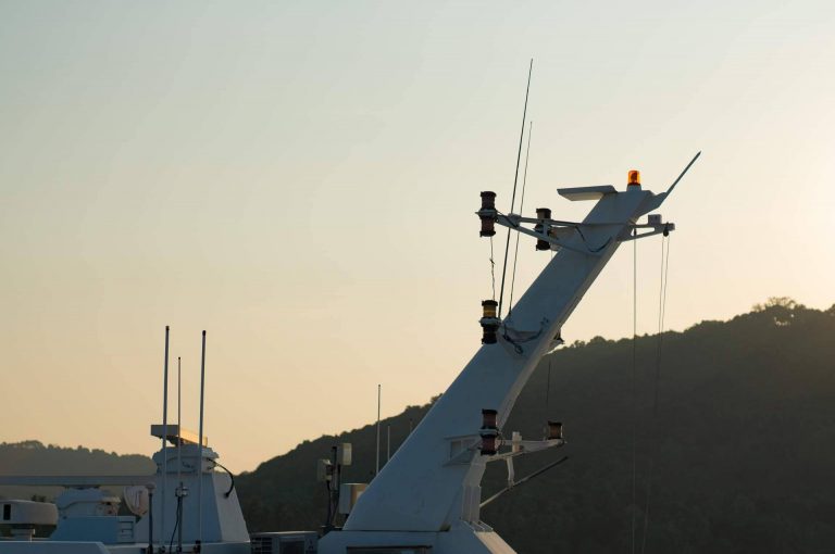 ForBoat.eu ofrece satelites y antenas de televisión para embarcaciones