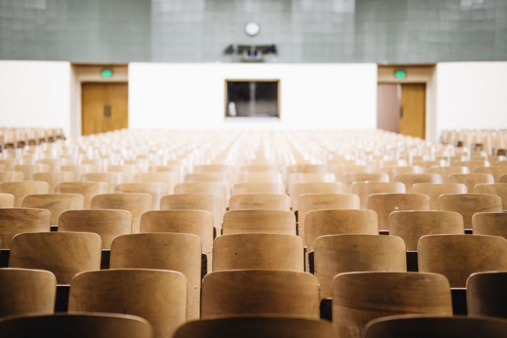 Las Universidades Públicas De España A Examen: Estas Son Las Que Mejor Rendimiento Tienen