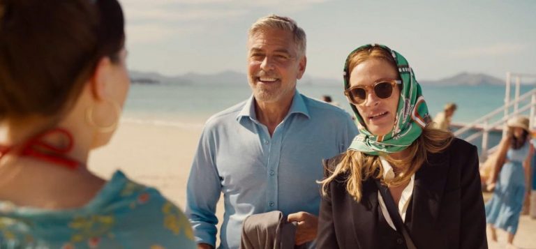 ‘Viaje al paraíso’, protagonizada por Julia Roberts y George Clooney, éxito este finde en los cines españoles