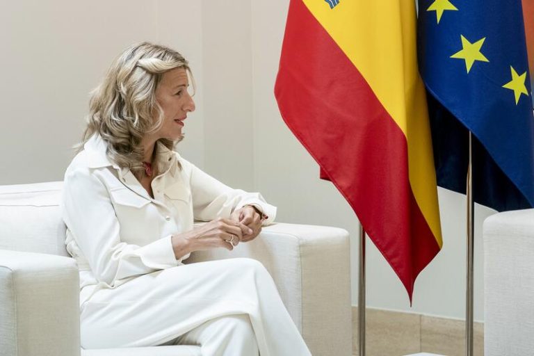Yolanda Díaz replica a Feijóo que sus propuestas «solo sirven para hacer marketing, pero no para gobernar»