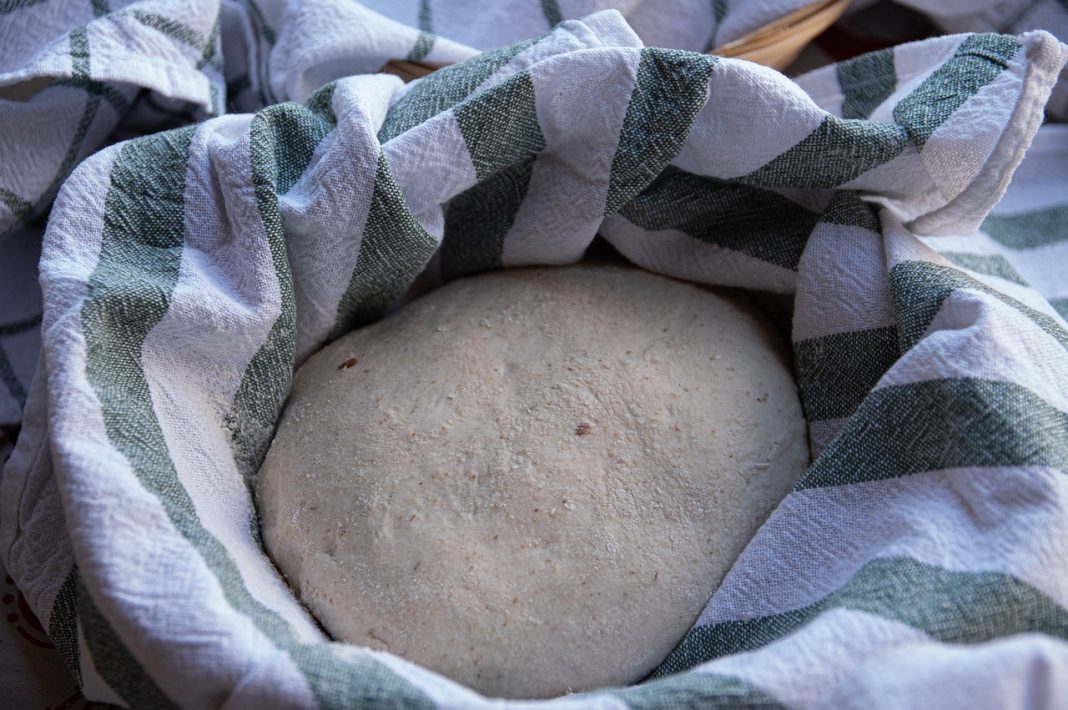 Así puedes hacer pan de patata en casa en cuestión de minutos