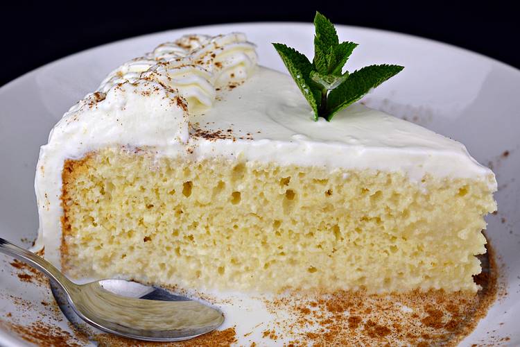 Bizcocho tres leches: la receta ideal para comerlo estando a dieta 80 postre