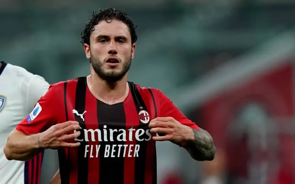 El jugador que necesita el Real Madrid para reforzar su equipo 186 Davide Calabria pudiera llegar al Real Madrid