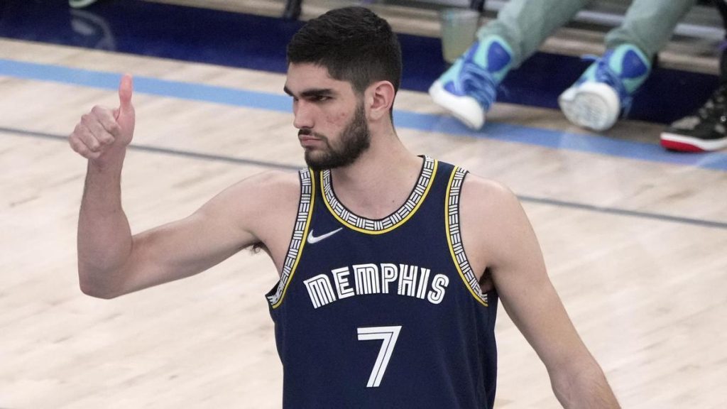 El trabajo de hormiguita de Santi Aldama 