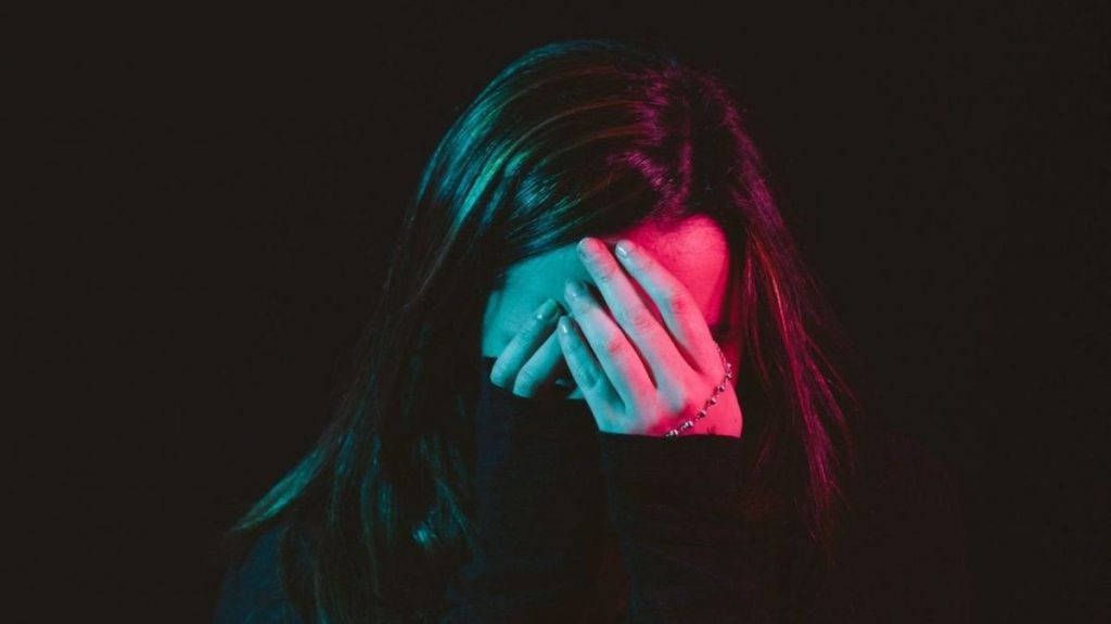 ¿Cómo se interpreta el miedo a la oscuridad en un adulto?