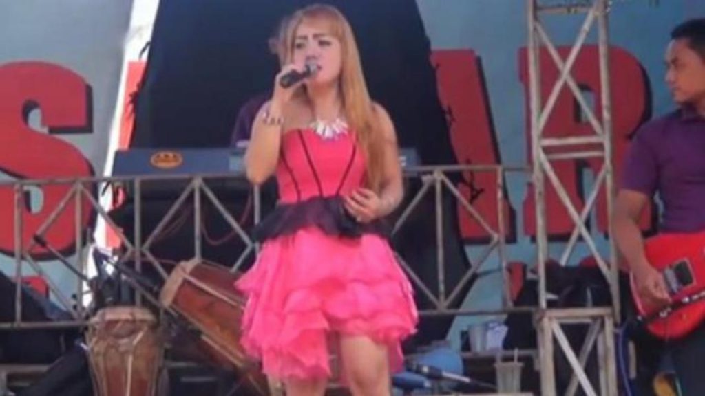 Arsenio Puro y otros artistas famosos que han muerto sobre el escenario 100 Famosos que han muerto sobre el escenario: Irma Bule