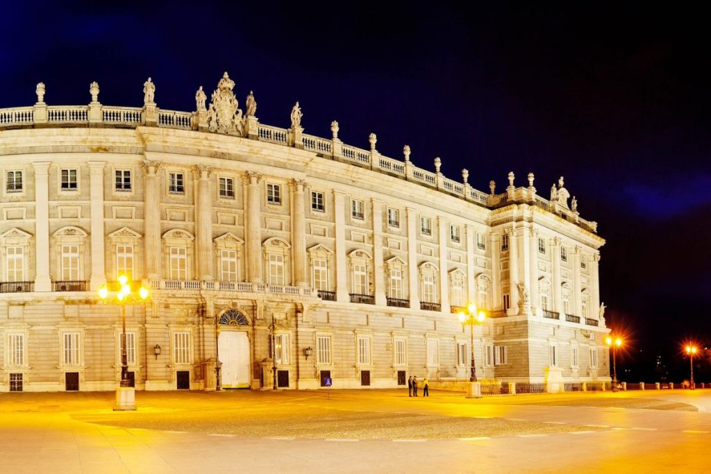 Qué debes ver, además de los fantasmas