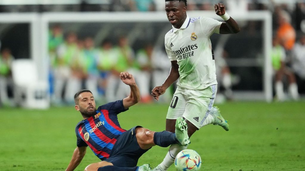 Por qué LaLiga podría parar el fútbol 211 LaLiga amenaza con bases