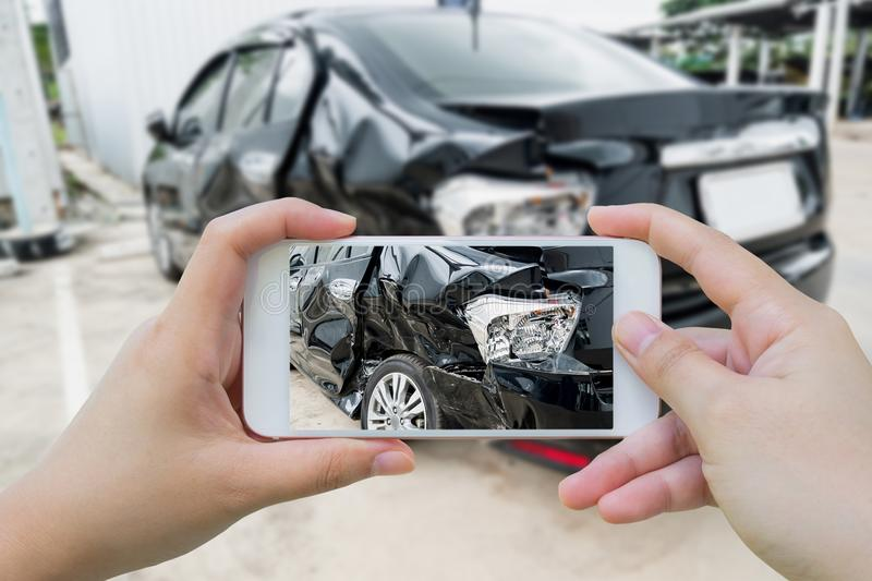 ¿Las fotografías, son opcionales?