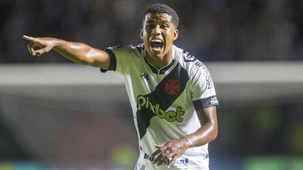 Le darían un rol importante en el centro del campo 