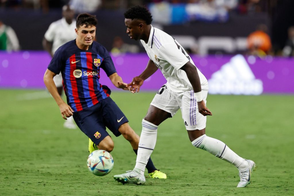 El pastizal que se lleva el Real Madrid por haber perdido el Sevilla, Atlético y Barcelona la Champions 48 Más de 10 kilos para el Real Madrid