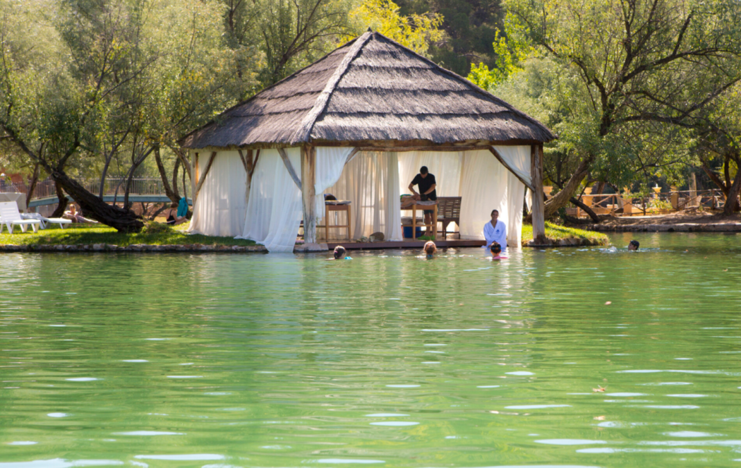 Para disfrutar Zaragoza, el Lago Termal