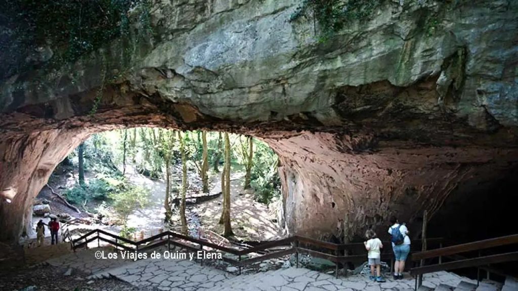 El pueblo de España ideal para pasar una noche de terror 17 Zugarramurdi, en Navarra
