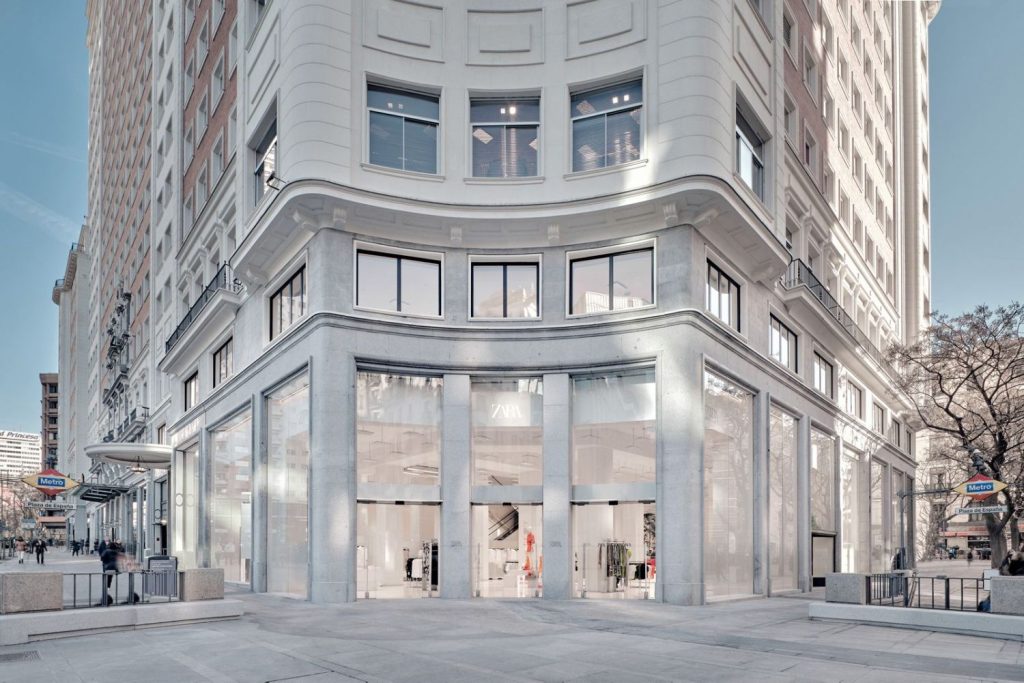 La nueva megatienda de Zara que tienes que ir a visitar si te encanta la ropa 73 Nuevas tiendas de Zara