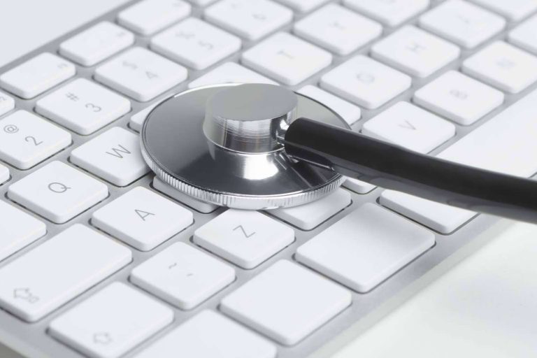 Optimización de recursos, tiempos y beneficios para el paciente en sanidad con el Software de gestión DEKINES