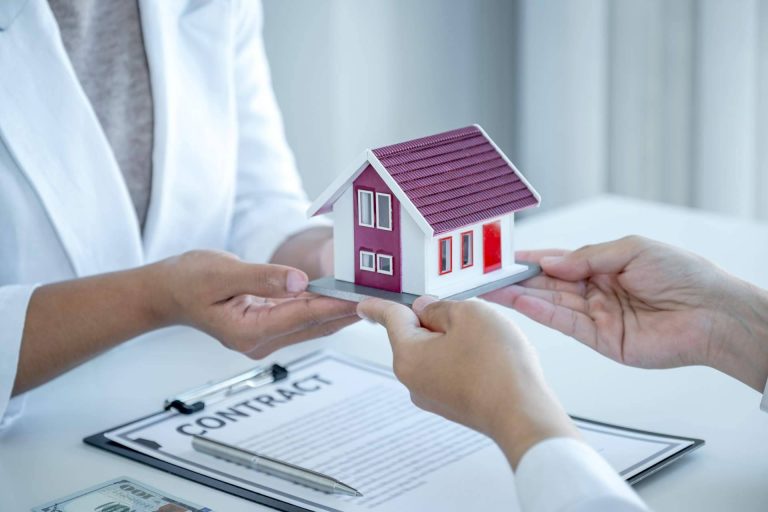 Realtyplus sobre por qué España es uno de los mejores lugares para inversión inmobiliaria de extranjeros