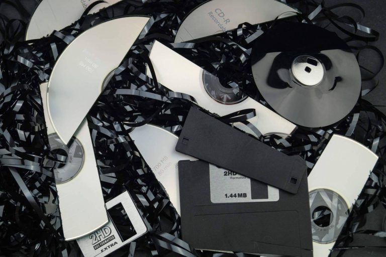 La importancia de destruir documentos empresariales de manera adecuada