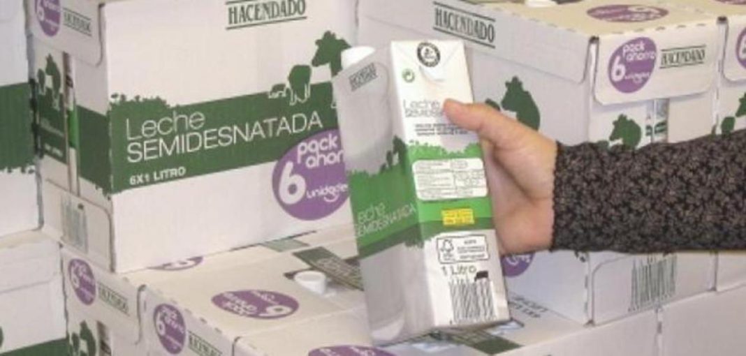 La mejor leche semidesnatada es la de Mercadona