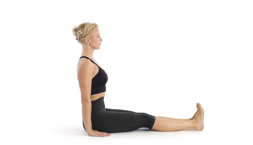 Posturas de yoga que te ayudan con la artrosis