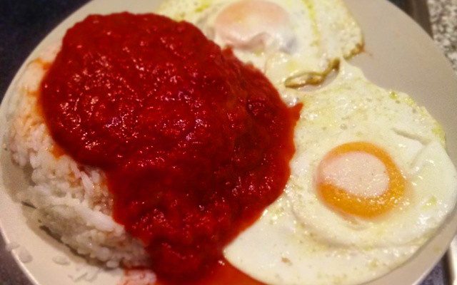 Arroz a la cubana este es el arroz que debes echar por persona