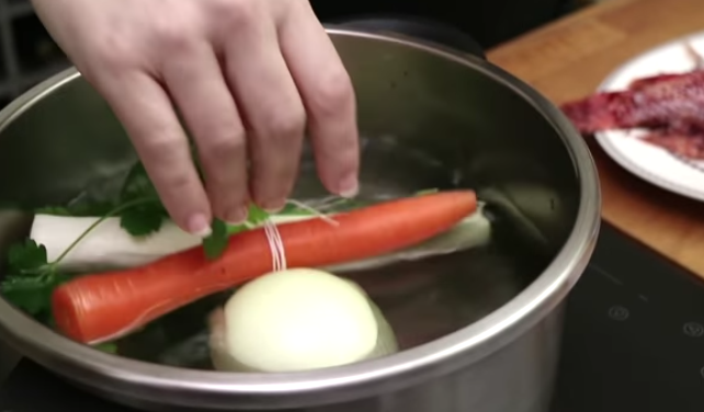 Pastel De Cabracho, La Receta Típica De Arzak Que Se Toma En Navidad