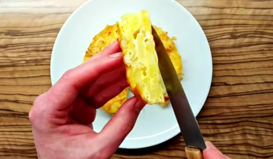 Tortilla de patatas en freidora de aire: así puedes hacerla para que salga perfecta