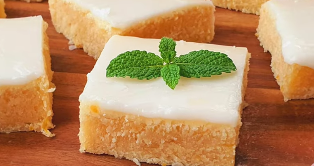 Brownie de limón: la receta casera que está mejor que el de chocolate