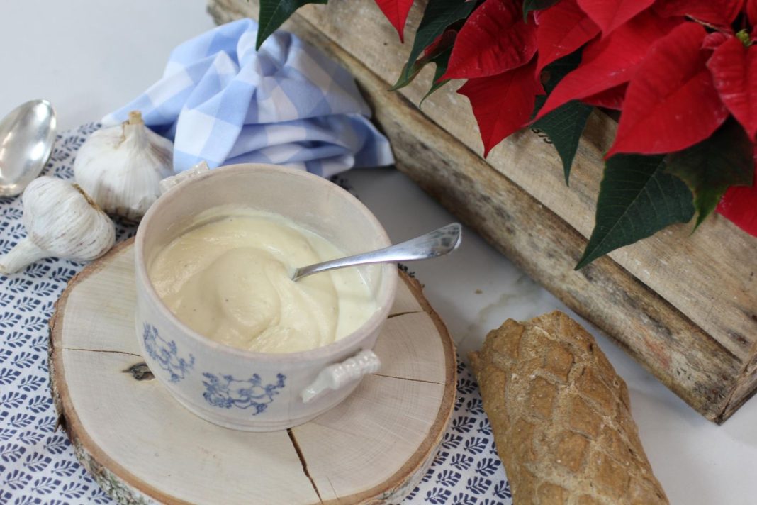 Crema de ajos, la receta básica de Robin Food que está de muerte