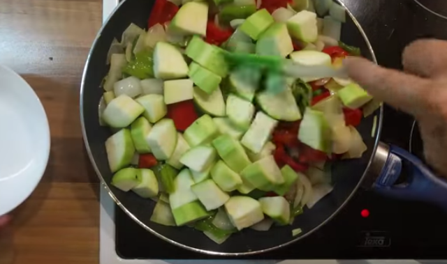 Pisto: estas son las verduras que lleva y los pasos para prepararlo