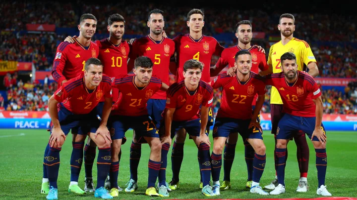 Muchas Expectativas Con El Partido De España