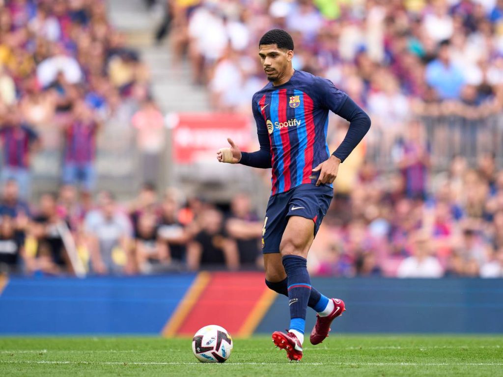 El motivo por el que el Barcelona no fichará en invierno 33 Nadie cree que el club esté saneado