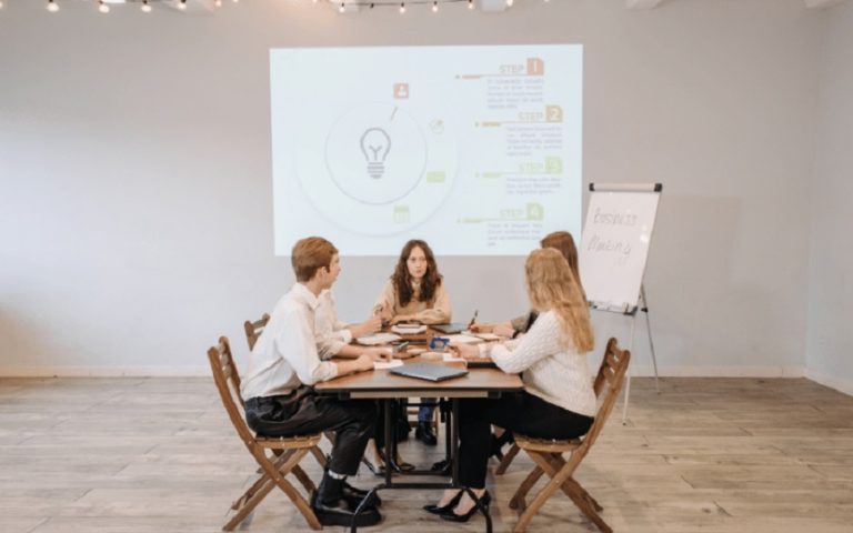 La vuelta al trabajo presencial y sus beneficios
