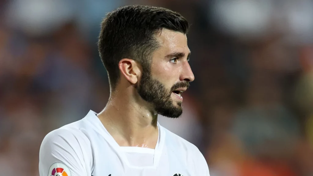 Se busca el reemplazo de Gayá 