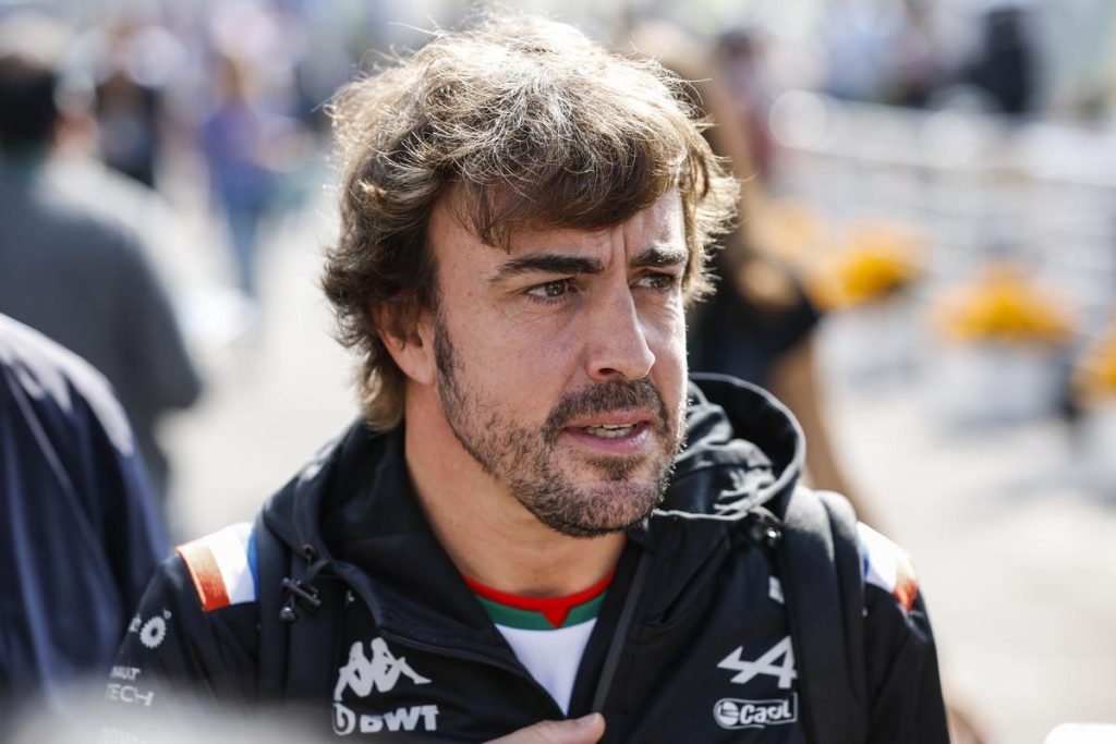 Fernando Alonso ya sabe cuándo debuta con Aston Martin 53 Se viene el debut de Fer