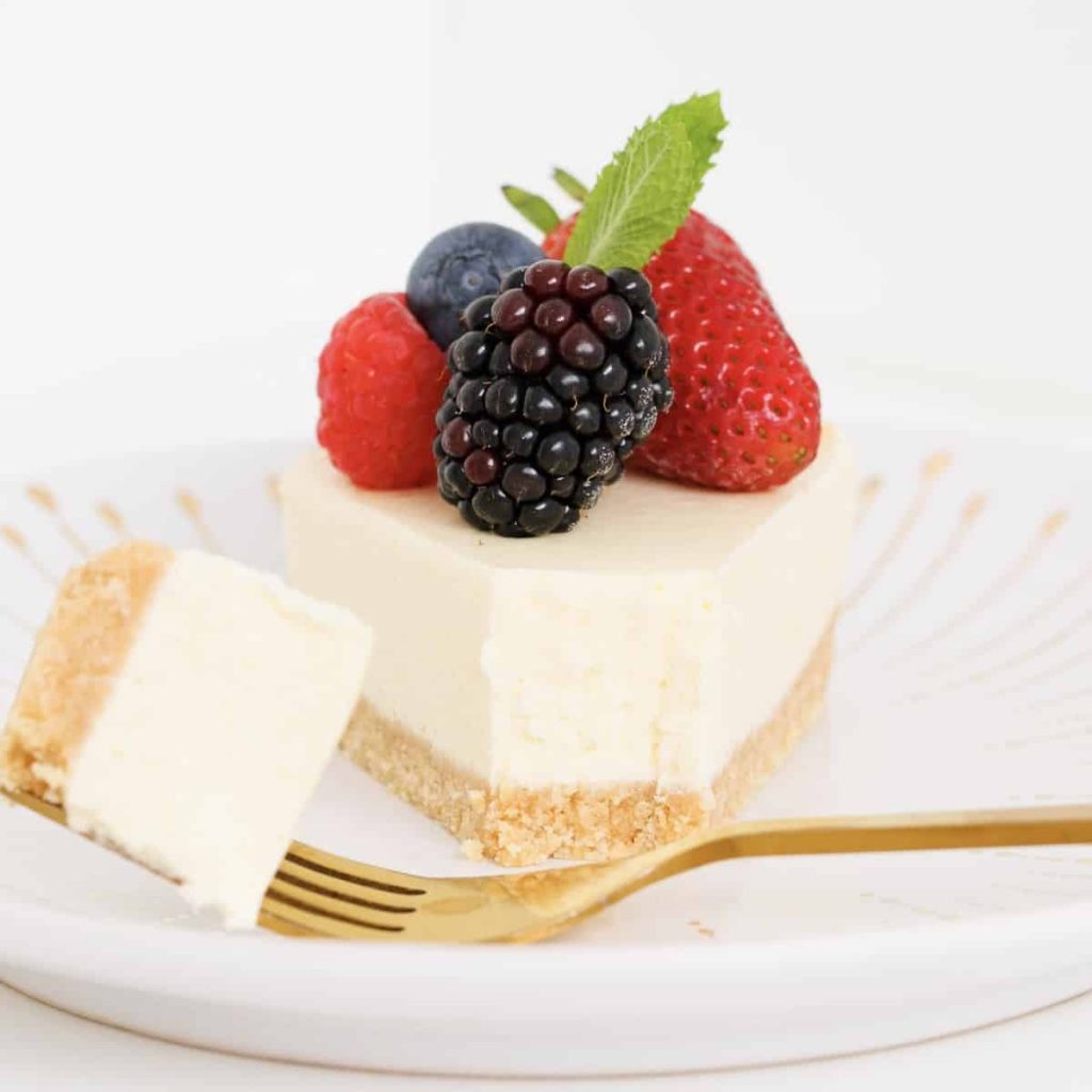 La receta de tarta de queso con solo 5 ingredientes que puedes hacer en 4 minutos