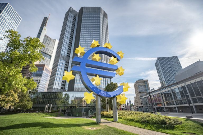 Lagarde descarta una pausa en las subidas de tipos del BCE
