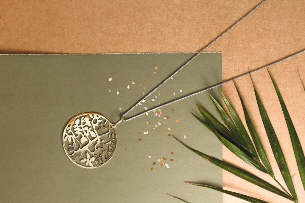 El truco casero para dejar la bisutería oxidada como nueva 88 Quitar el óxido de la bisutería con aspirinas