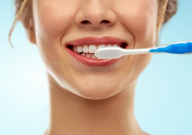 Cosas que haces mal al lavarte los dientes