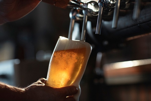 Los beneficios de tomar cerveza
