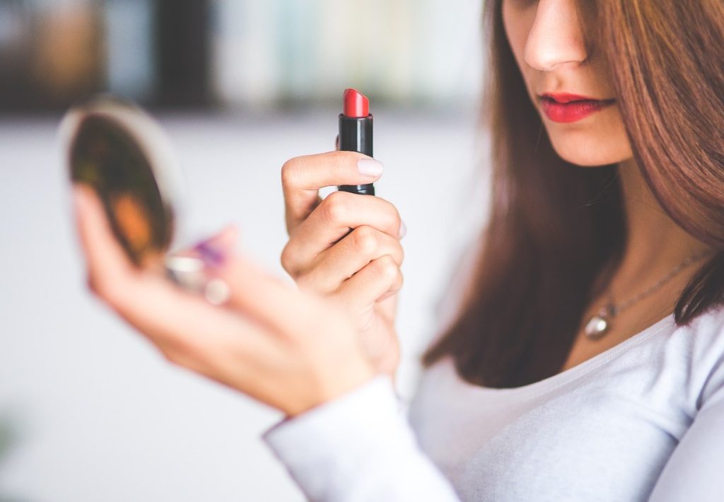 La Mejor Manera De Cuidar Tu Maquillaje