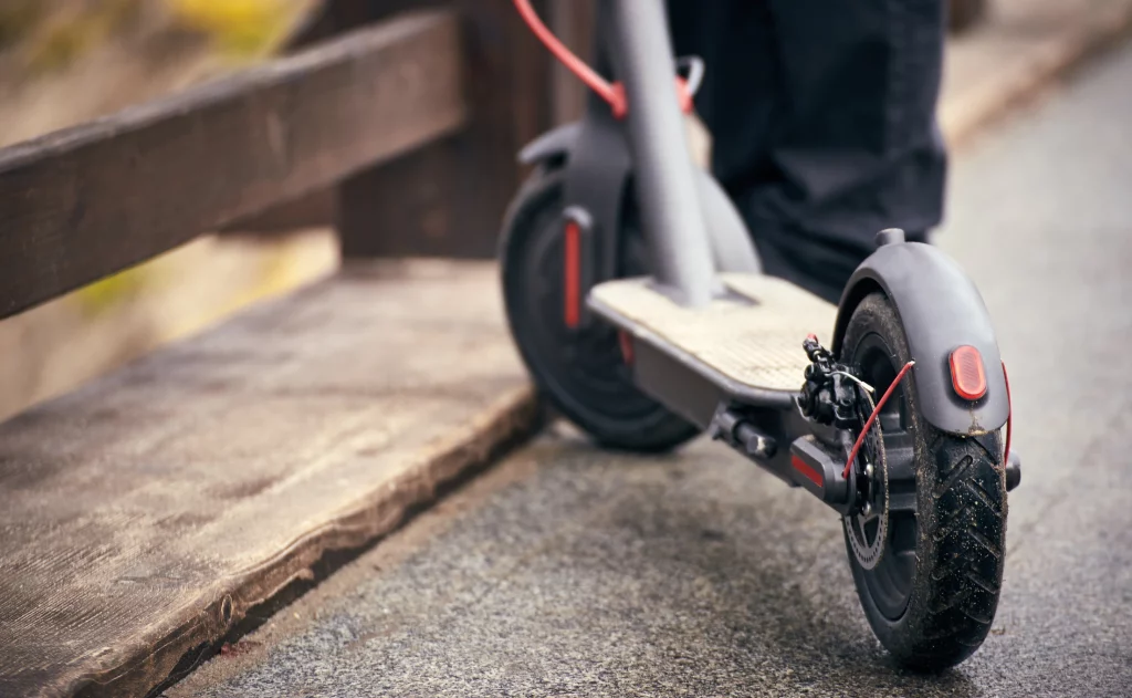 La Nueva Exigencia De La Dgt Para Poder Circular Con Un Patinete Eléctrico 6 La Importancia De La Protección